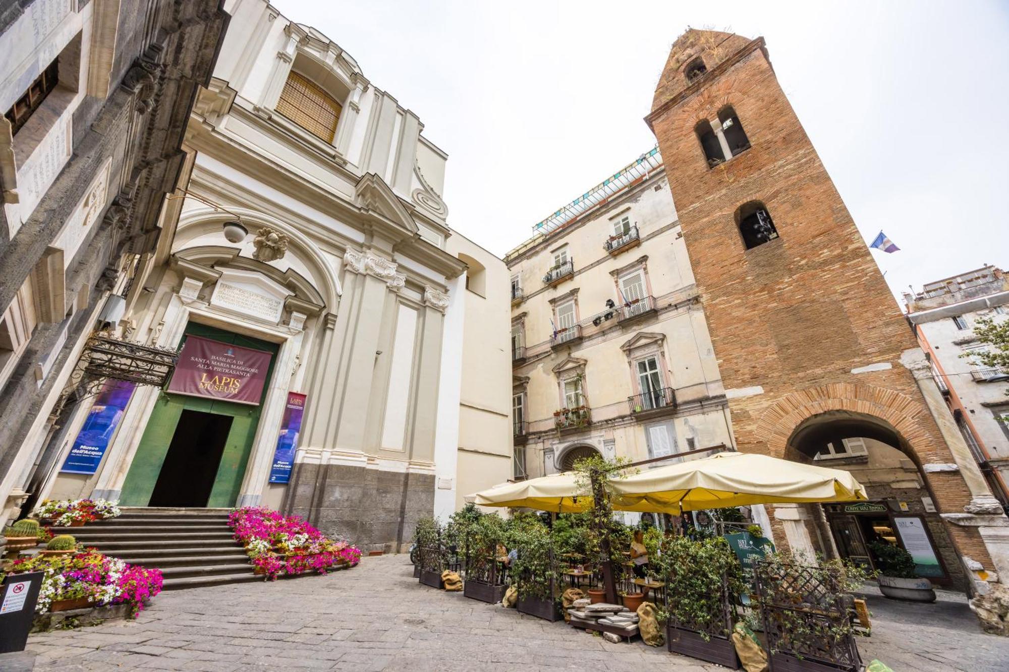 Piazza Miraglia - Apartment By Wonderful Italy Napoli Exterior foto